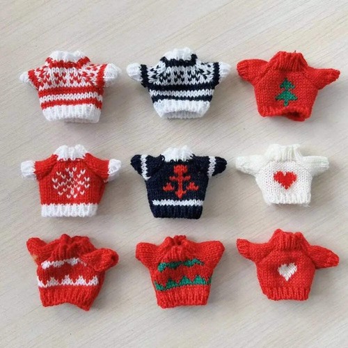 Christmas style dolls sweater - christmas,